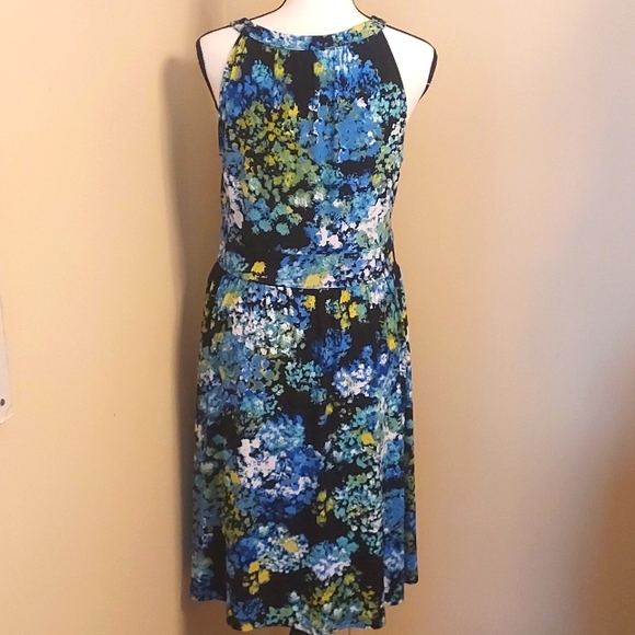 Floral dress by Apt.9 size S - Picture 3 of 4